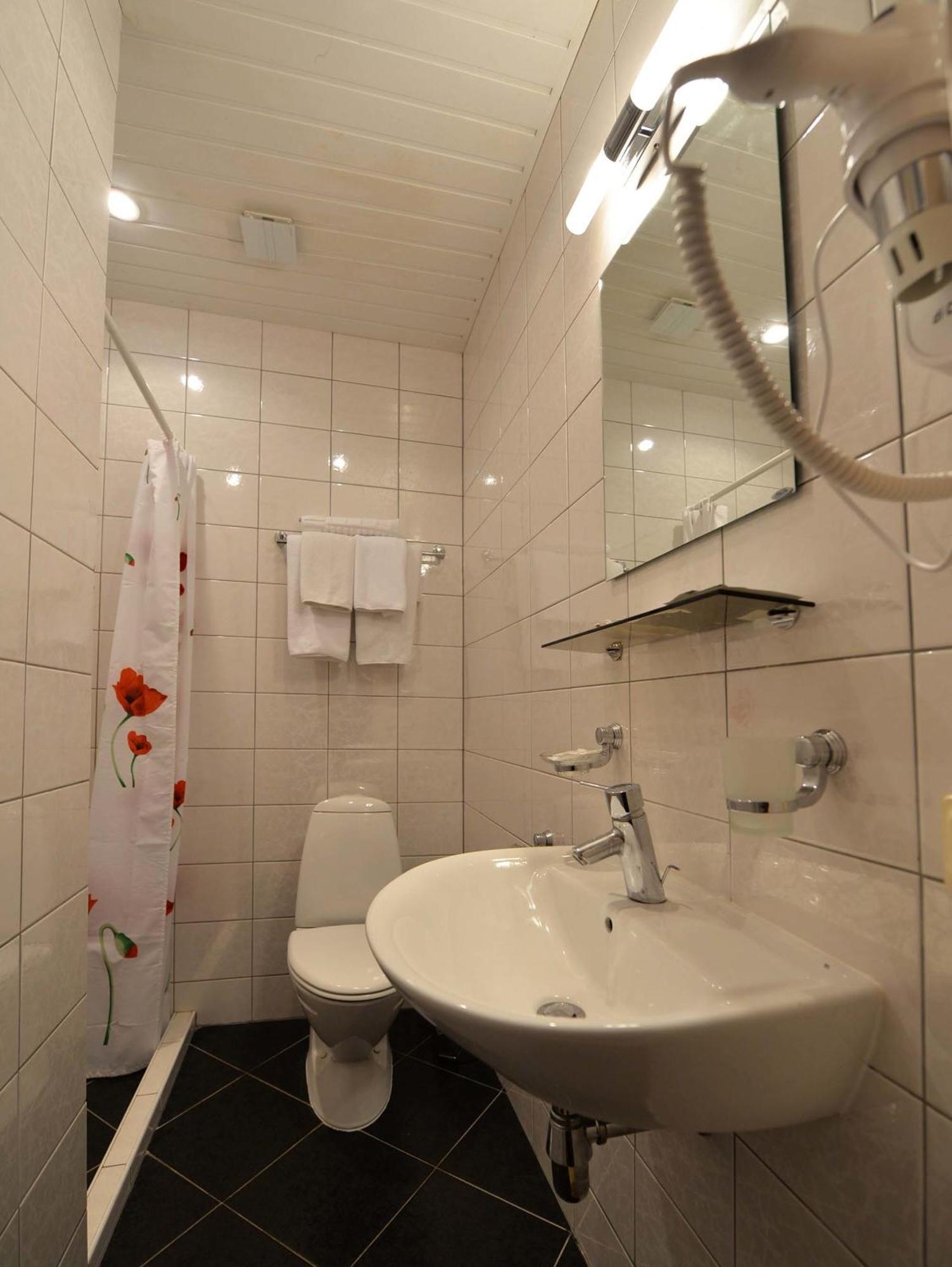 Guest House & Villa Astoma Palanga Bilik gambar