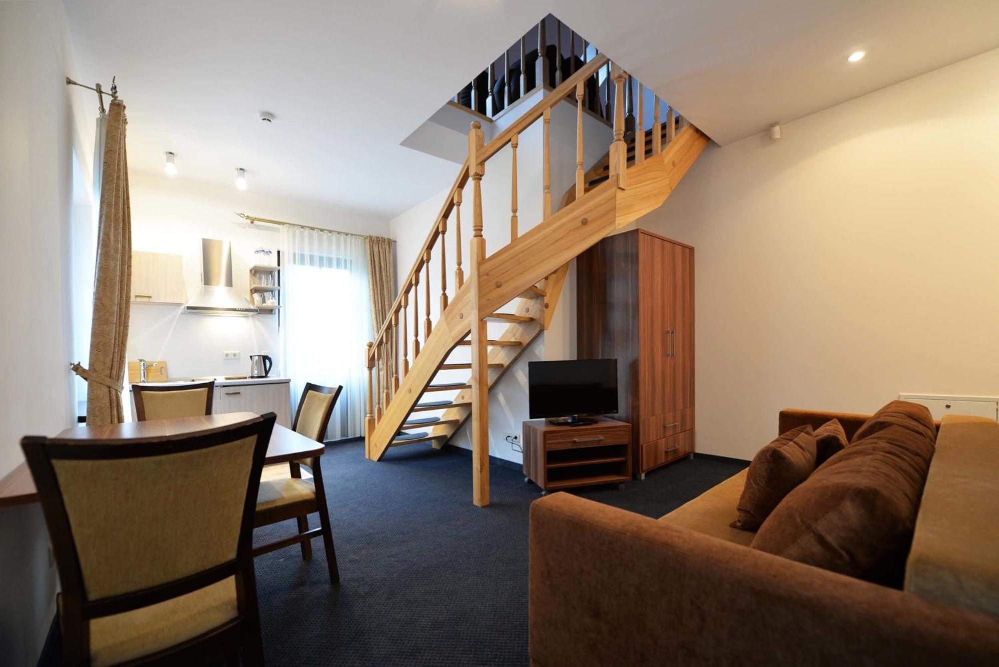 Guest House & Villa Astoma Palanga Bilik gambar