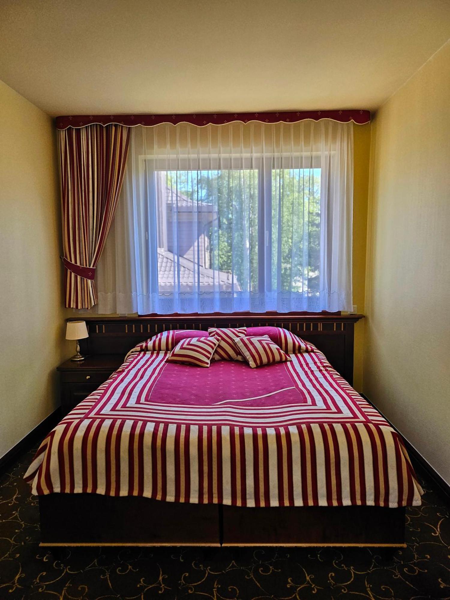 Guest House & Villa Astoma Palanga Luaran gambar